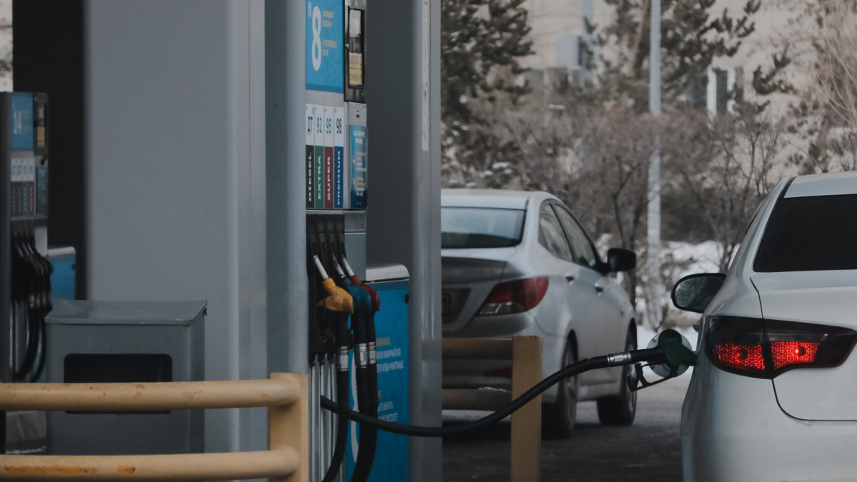 Достаточно ли бензина и дизеля в стране: ожидать ли повышения цен при нехватке