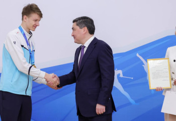 Бектенов встретился с победителям и призерам IV зимних юношеских Олимпийских игр