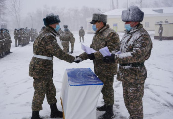 Алматыда әскери институттың оқу орталығында кіші мамандардың алғашқы түлектері қанат қақты