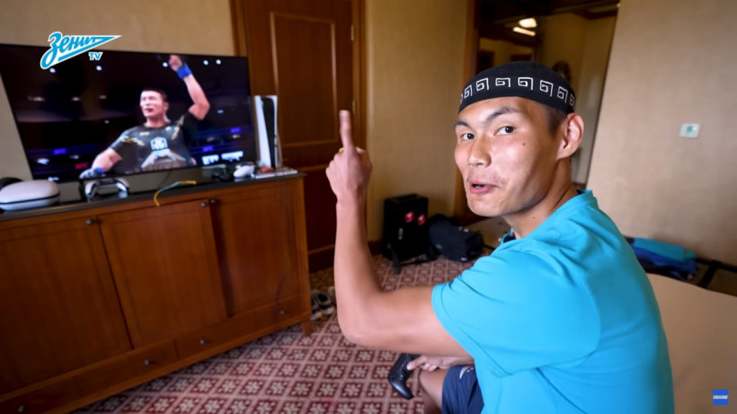  Кадр из видео 