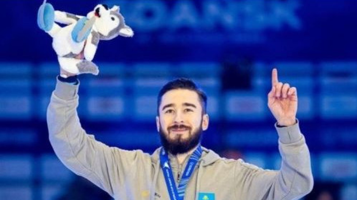 Казахстан выиграл «серебро» на Кубке мира по шорт-треку