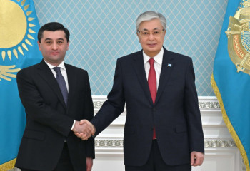 Токаев встретился с министром иностранных дел Узбекистана