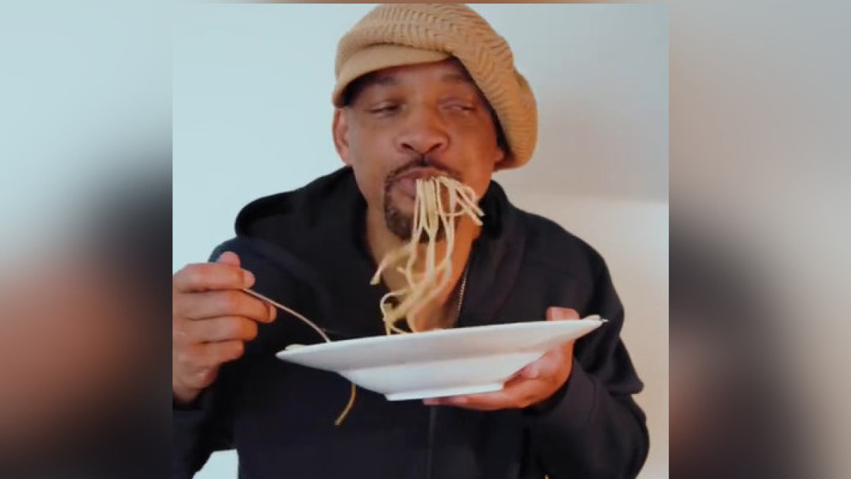 Уилл Смит создал видео-мем, как он ест спагетти, чтобы потроллить AI