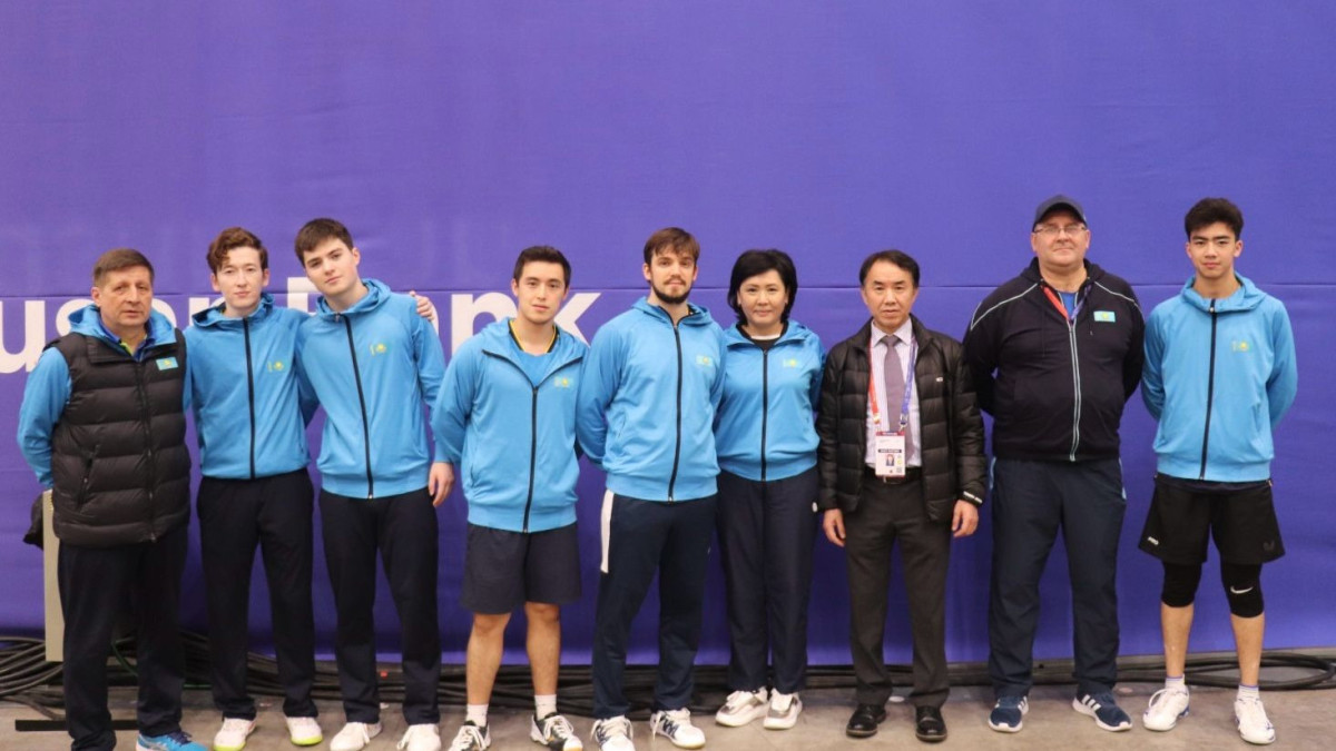 Мужская команда Казахстана по настольному теннису со второго места вышла в плей-офф чемпионата мира