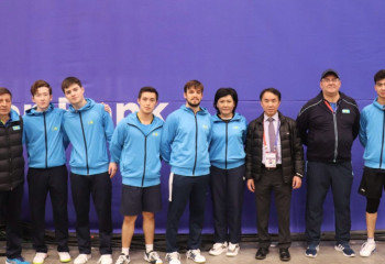 Мужская команда Казахстана по настольному теннису со второго места вышла в плей-офф чемпионата мира