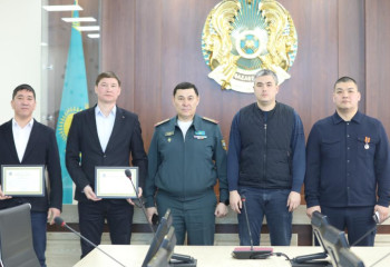 За спасение тонувшего ребенка награждены сотрудники СГО РК