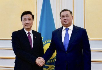 Мұрат Нұртілеу Қытай елшісін қабылдады