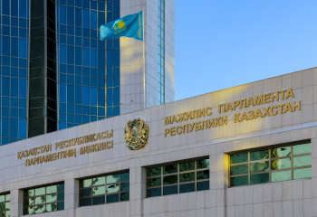 Мәжіліс отбасы институтын нығайтатын заң жобасын мақұлдады