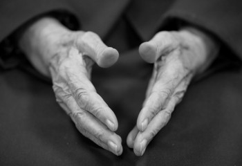 Оралда лифт істемегендіктен 8 қабат жаяу көтерілген зейнеткер көз жұмды