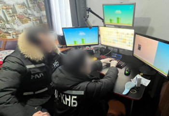 Подозреваемого в киберпреступлениях в сфере электронных госуслуг задержали в Караганде