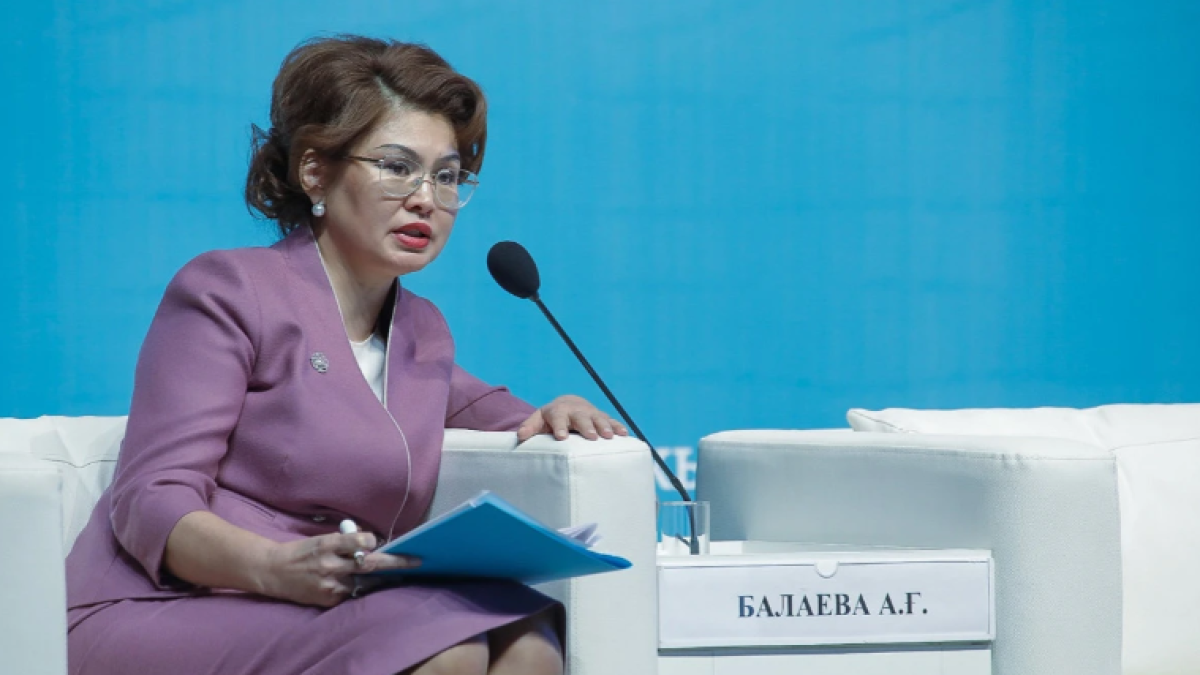 Аида Балаева блогерлерге жарнамаға қатысты жаңа ереже туралы ескертті