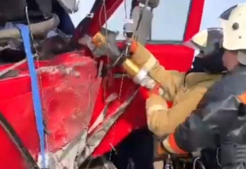 Жетісайда жүк көліктері соқтығысып, екі адам қыстырылып қалған