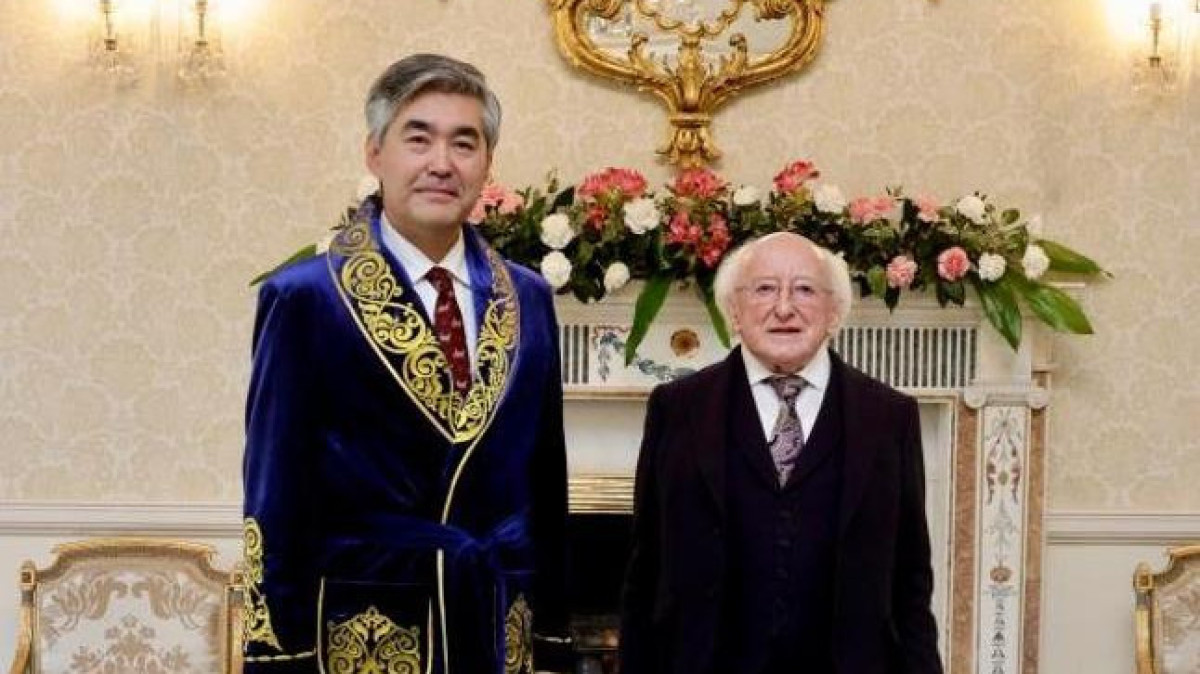 Посол Казахстана вручил верительные грамоты Президенту Ирландии