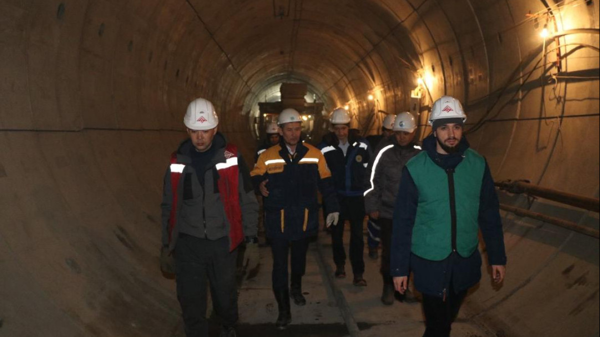 Новые станции метро в Алматы: специалисты ознакомились с ходом строительства