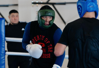 Казахстанские боксеры проводят тренировки перед лицензионным турниром в Италии