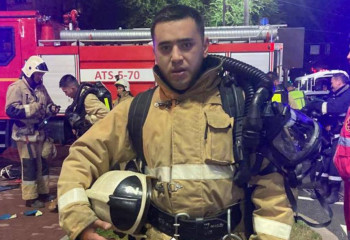 При пожаре на складе в Алматы был спасен иностранец