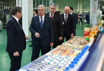 Президент посетил корпорацию «Восток-Молоко» в Усть-Каменогорске