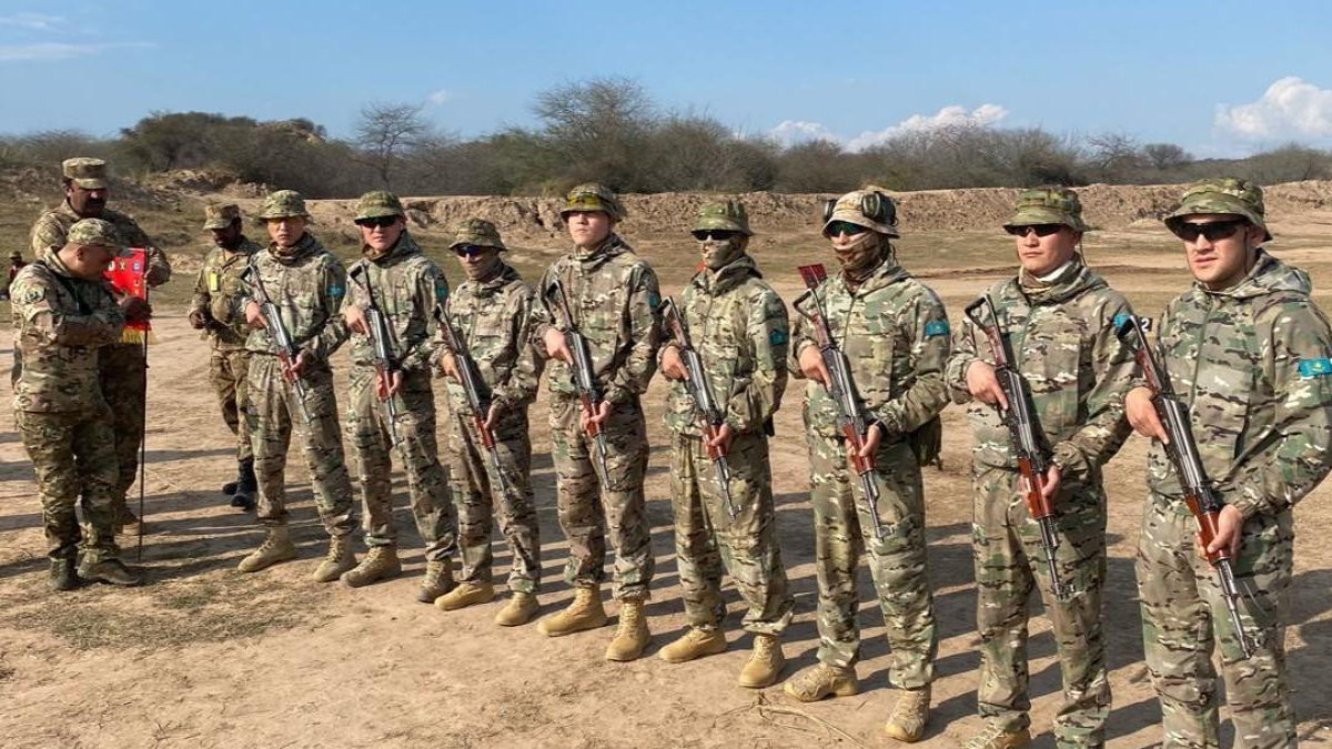 Казахстанские военнослужащие участвуют в состязаниях военных в Пакистане