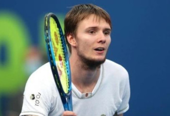 Alexander Bublik reaches 2nd round of tournament in Dubai