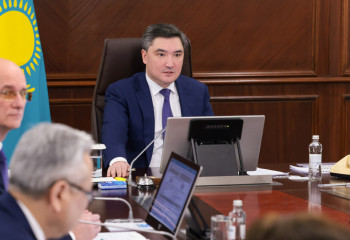 Build support system for domestic producers: Olzhas Bektenov on procurement of Samruk-Kazyna JSC and Modernisation of Rural Health Care National Project