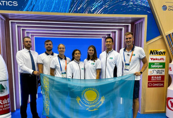 Kazakh swimmers take 11 gold, 8 silver medals at Asian Aquatics Championships