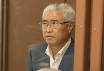 Түрмеде демалатын ауа жоқ, еденде ұйықтаймыз - Арыстанбек Мұхамедиұлы