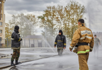 Ақтөбедегі ауылдағы үйден өрт шықты: Әйел мен баласы зардап шекті
