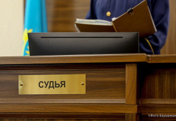 Получали выплаты из бюджета за отсутствующих детей: владельцев частных детсадов осудили в Шымкенте