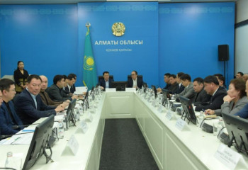 Марат Қарабаев Көлік министрлігі көлеңкелі бизнес тарапынан қысым көріп жатқанын айтты