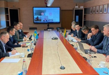 Запуск контейнерных перевозок в рамках ТМТМ предложил Казахстан Литве