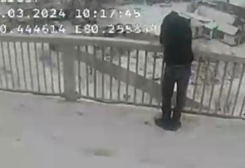 Семейдегі көпірде тұрған жасөспірім құтқарылды