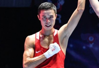 Нокаутом закончился бой Сакена Бибосынова за лицензию на Олимпиаду-2024