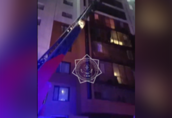 Астанада өрт шыққан үйден 30 адам құтқарылды