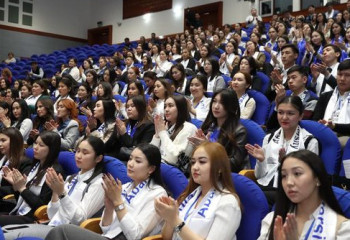 Около 200 молодых педагогов пополнили школы Астаны