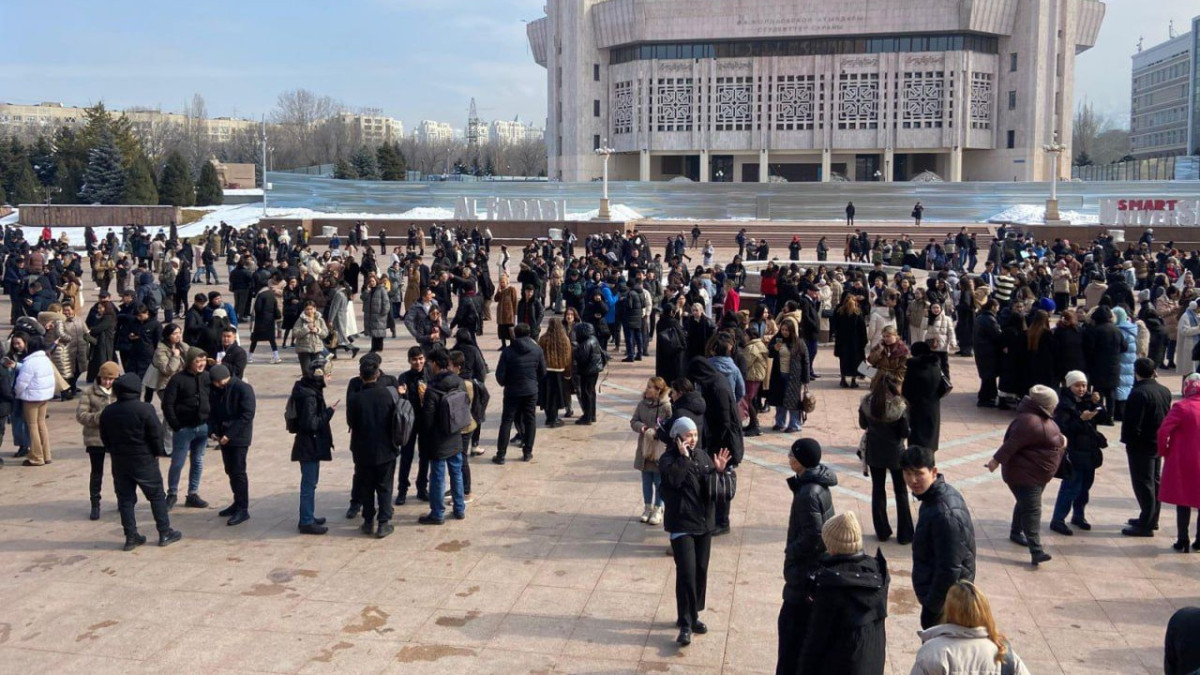  Әлеуметтік желі 