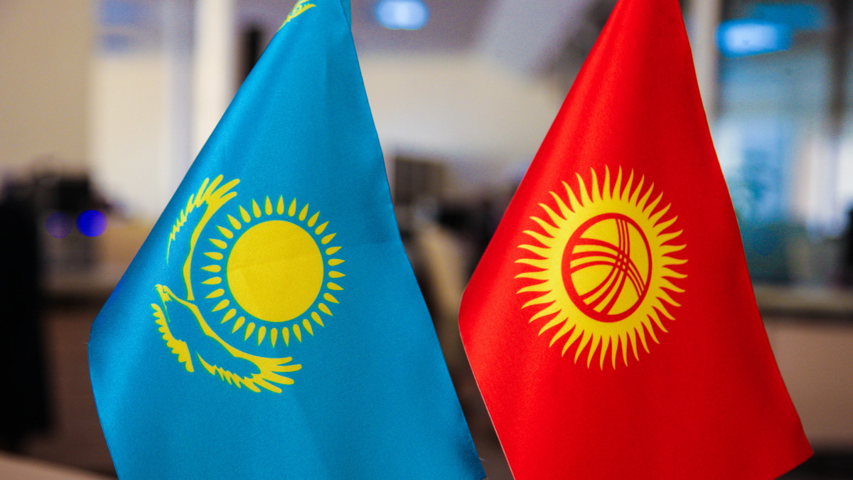 Қырғызстанға Қазақстанның гуманитарлық жүгі тапсырылды