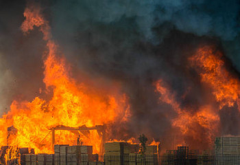 Қарттар үйі өртке оранды