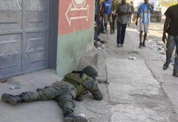 Haiti gangs demand PM resignation after latest airport attack