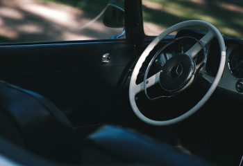 Көліктен табылған: Полицей мен досының өлімі неден болғаны анықталды