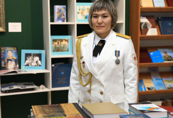 Антына адал ару. Аға сержант Жанар Ұзақбаева көптің алғысына бөленіп жүр