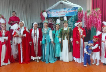 Түркістан облысында ауыл келіндері өзара сынға түсті