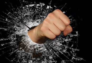 Алматыда троллейбус жүргізушілері төбелесті