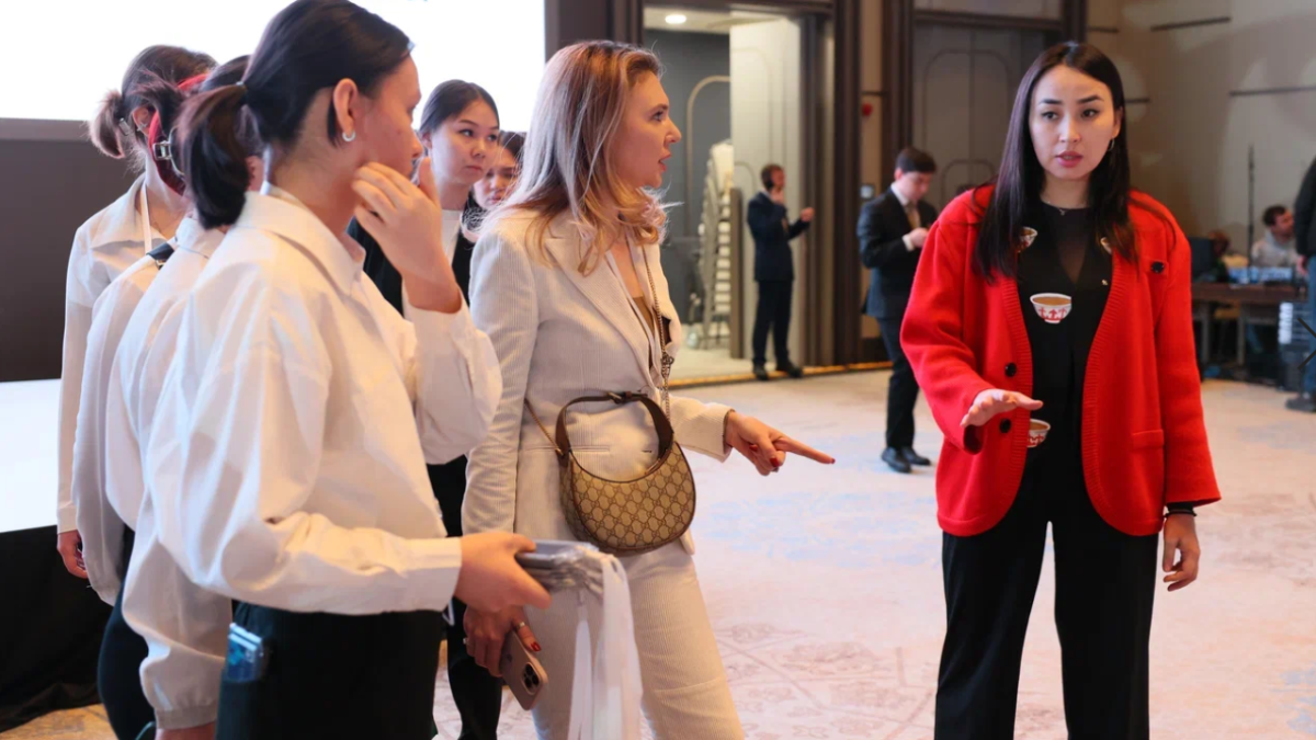 Казахстанская предпринимательница Жанна Кан собрала бизнесвумен в Ташкенте