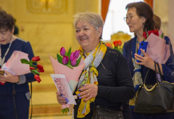 Елорда өміріне белсенді араласқан әйелдерді 8 наурызбен құттықтады