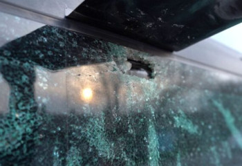 Автобусы закидали камнями в Шымкенте