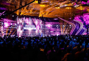 Астанада аналарға арналған мерекелік концерт өтті