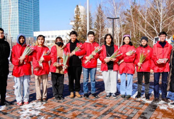 Еріктілер астаналық нәзікжандыларға тосынсый жасады