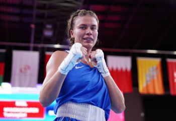 Уступавшая по ходу встречи боксерша из Казахстана пробилась в следующий раунд турнира в Аргентине