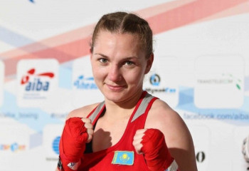 Валентина Хальзова одержала победу в первом бою на лицензионном турнире по боксу