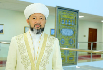 Бас мүфти мұсылман қауымын Рамазан айының басталуымен құттықтады